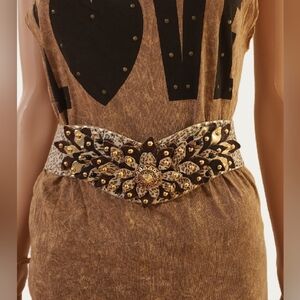 Stunning Leopard Print Leather Belt with Gold Accents, EUC Sz 26" to 31"